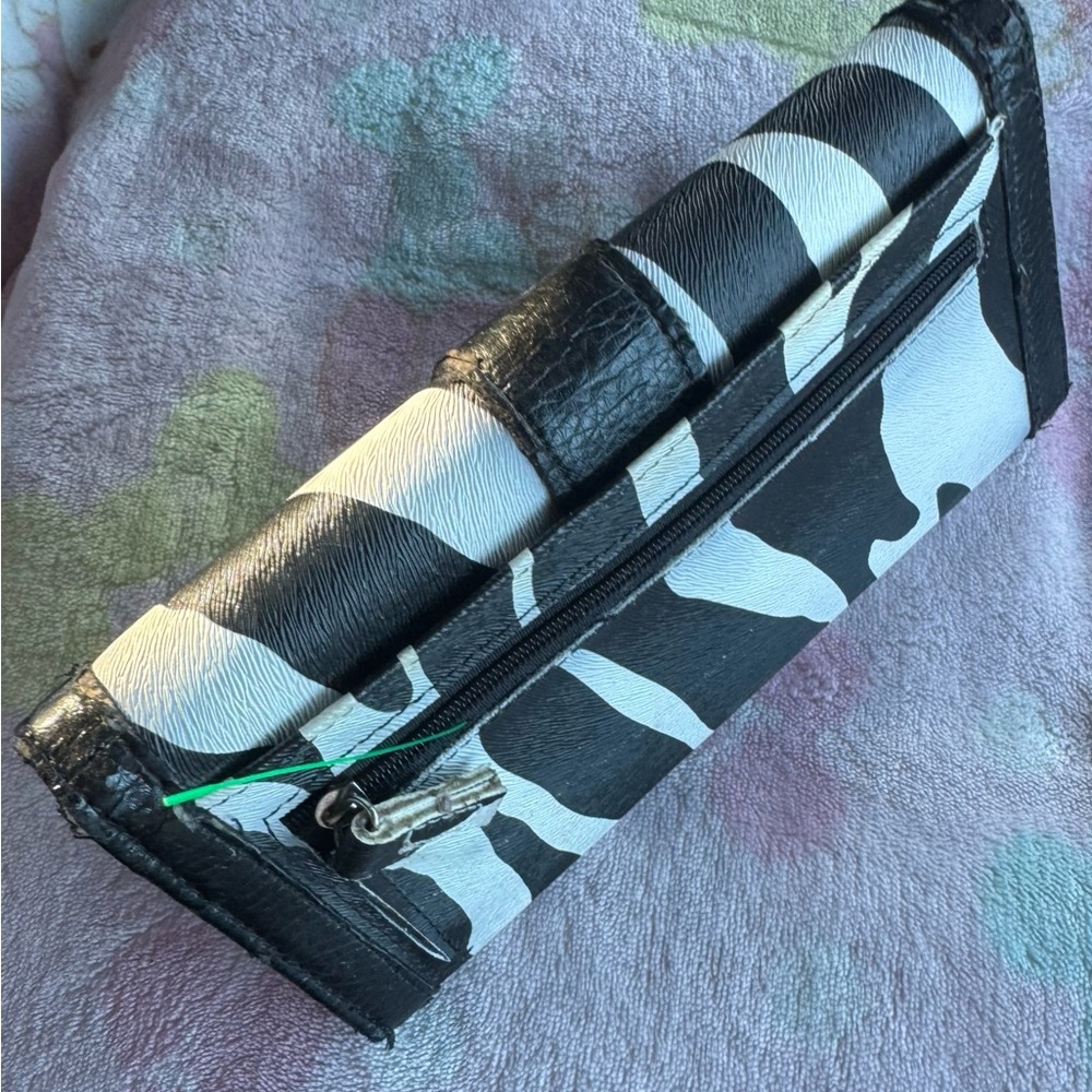 Dooney & Bourke designer zebra wallet. - Picture 2 of 3